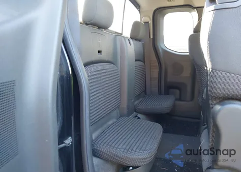 2010 Nissan Frontier Se z USA, uszkodzony, nr VIN 1N6AD0CW8AC415105